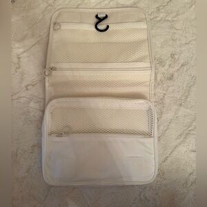 Sulwhasoo White Cosmetic Bag